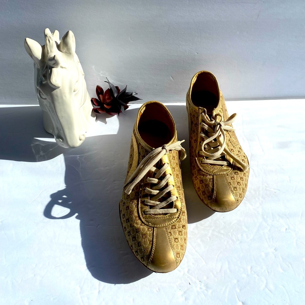 🥿Pre Loved Salvatore Ferragamo Gold Monogram Sneakers